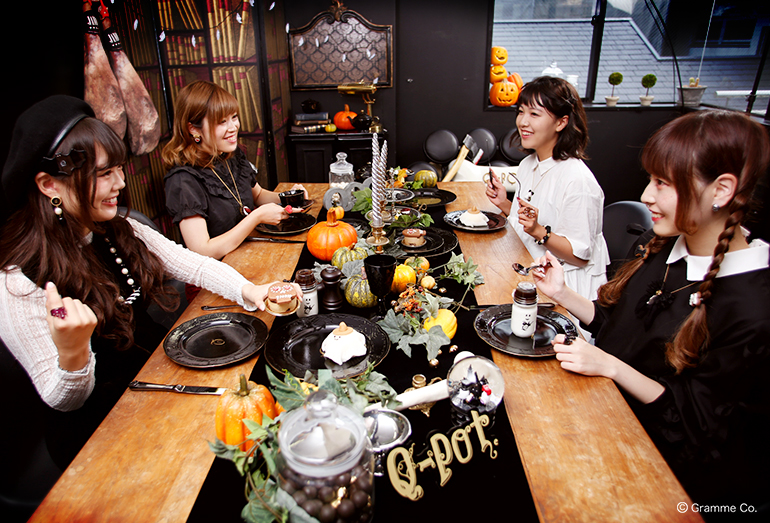 Q-pot.ONLINE SHOP|NEWS|おかしなハロウィンパーティー♪