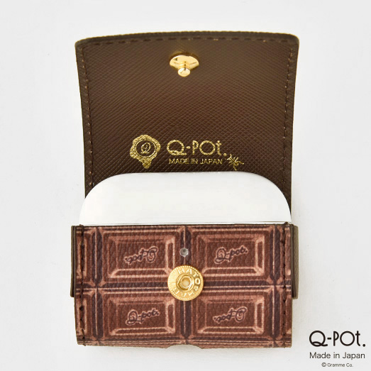 AirPodsケース　Q-POT. チョコレート アクセサリー感覚で持ち歩ける「ビターチョコレートAirPods Proケース